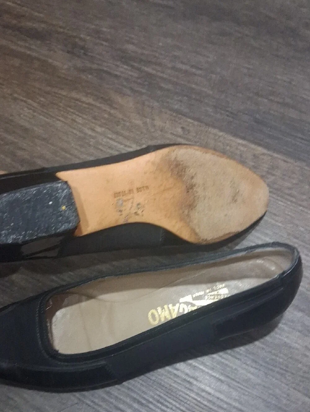 Salvatore Ferragamo Size 6 Black Square-Toe Ballet Flats